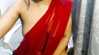 Maughty girl finguring sexy young girl finguring creamy