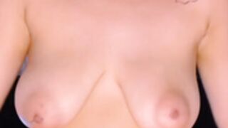 xx_x_mg bouncy boobies