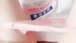 Zero two cosplayer masturbating