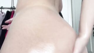 Sendnudesx oiled body showing anked pussy and ass