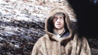 Poison Ivy seduces Nightwing