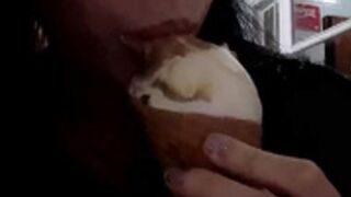 purrlncess icecream