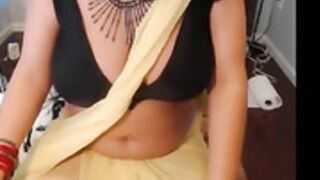 Mirchi Bhabhi 0111