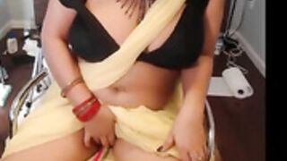 Mirchi Bhabhi 0111