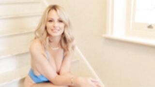 sexy UK glamour model Rhian Sugden starkers