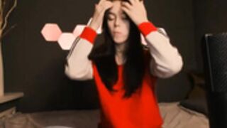 1i1ypa1mer singing to "gangsta paradise"