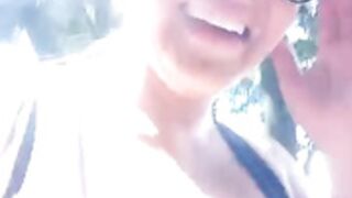 Dianita_1988 flashing tits