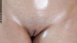 Short Dovia close-up frontal pussy perve 1/2
