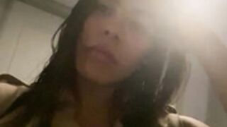 Luna star se encuentra a un chico en el hotel y va a ????????????