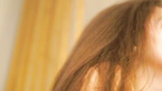 plump_bums naked squats