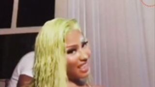 Nicki Minaj Boobs