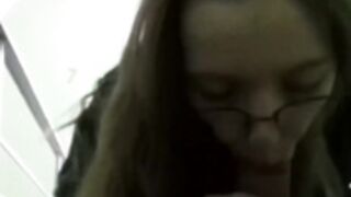 Girl sucks dick to her boyfriend in the stairwell
