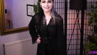 Goth GF Just Wants You to Breed Her While Pleases You