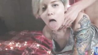 alicewonder_99  sex an deepthroat