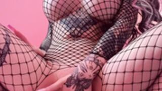 Alicia fingering herself