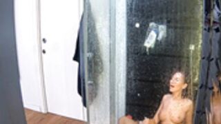 Tereza hot water orgasm in the shower