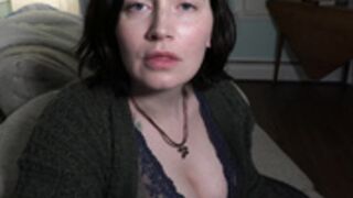Hooking up with Cock hungry Milf!