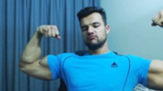 HOT SEXY HUNK SHOWING HIS BODY TO HIS BULLIES