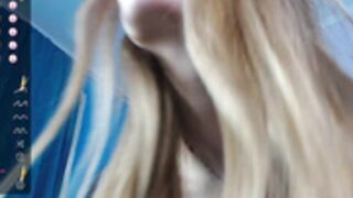 smoking hot blonde isabelaprincess