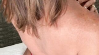 Sexymilfmary - dildofucking