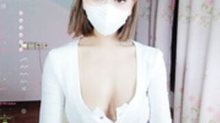 seven-days flashing boobs on 23 March 2023