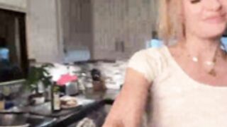 Phoenix_Taylor - Kitchen Show #3