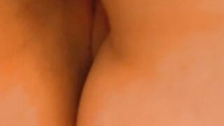 Allislim pussy closeup