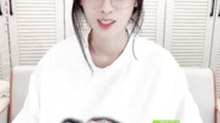 Eliauk_Q_2023_03_09_17_53_10.mp4