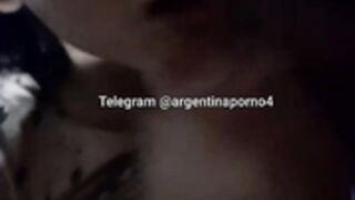 Pendeja haciendo pete