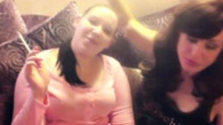 MsInhale & Michelle Monroe lesbian kiss