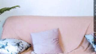 me_emily. No, there is no funnier cunt than her.