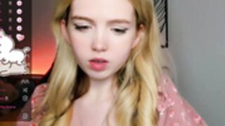 small_blondee 2023-02-12 2