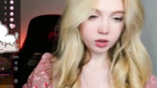 small_blondee 2023-02-12 2