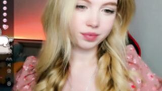 small_blondee 2023-02-12