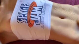 danihottgirl cums all over herself