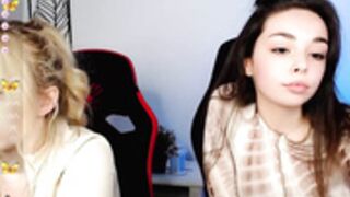 small_blondee 2023-02-19 2