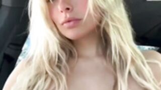 Corinna Kopf 15