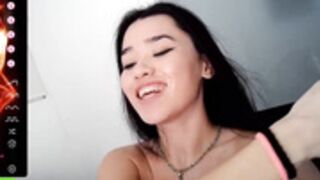 Shachatte - Sucking on boss's dick and facial