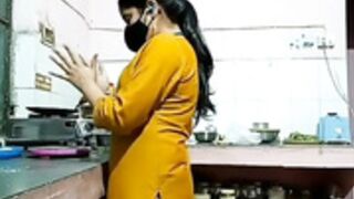 dreambabee fun in kitchen