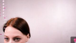 dream1ng_k1ra NN moans, feet tease & hands inside bra