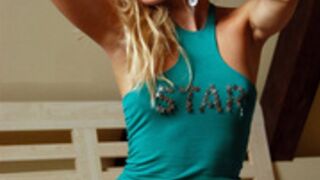 Laura Vandervoot In Bitten