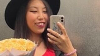 Масляное лицо но большие сиськи Юлии