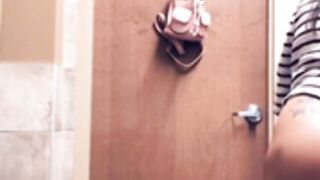 Sluttylittlelex Fucks Ass With Banana Onlyfans