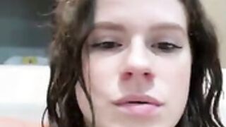 peeks fans think she is famous, but she is forgettable