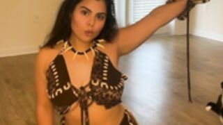 Ninaxcarolina cave woman pt1