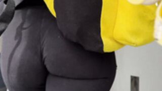 Candid bubble butt compilation