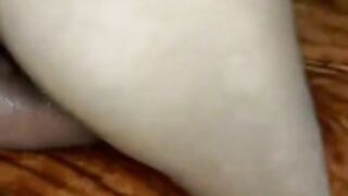 Aunty hard squart and pee show