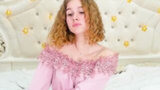 ellen-grey_2022-08-16