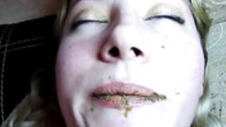 Elecebra eating chewing and swallowing shit in scat