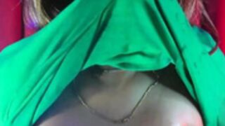 AyeshaSinghania oiling her boobies